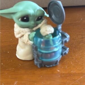 The Child (Grogu) Figurine with Blue Canister